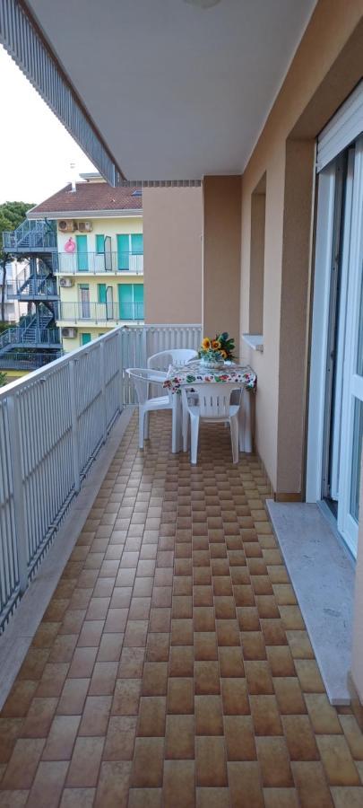 Casa Bivi - Apartments With 1 And 2 Bedrooms - Click Here For More Availabilities Lignano Sabbiadoro Zewnętrze zdjęcie