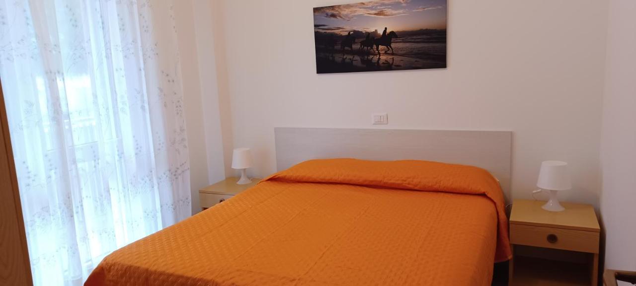 Casa Bivi - Apartments With 1 And 2 Bedrooms - Click Here For More Availabilities Lignano Sabbiadoro Zewnętrze zdjęcie