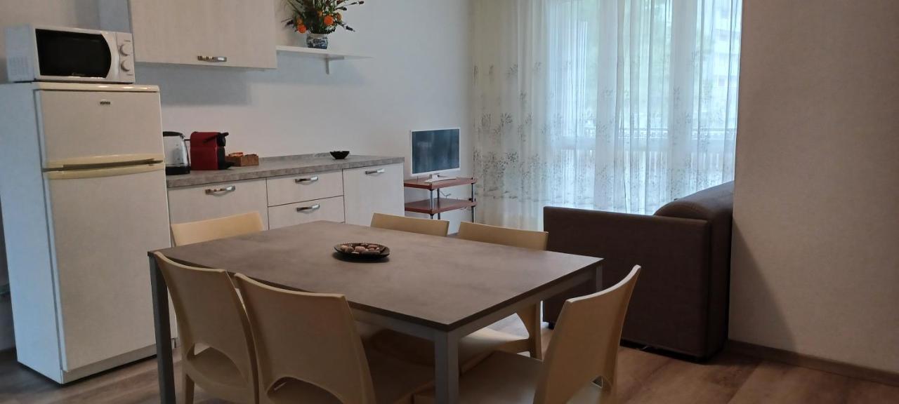 Casa Bivi - Apartments With 1 And 2 Bedrooms - Click Here For More Availabilities Lignano Sabbiadoro Zewnętrze zdjęcie