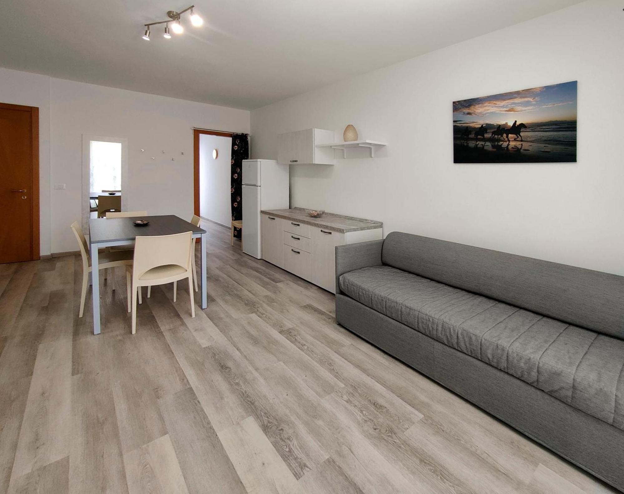 Casa Bivi - Apartments With 1 And 2 Bedrooms - Click Here For More Availabilities Lignano Sabbiadoro Zewnętrze zdjęcie