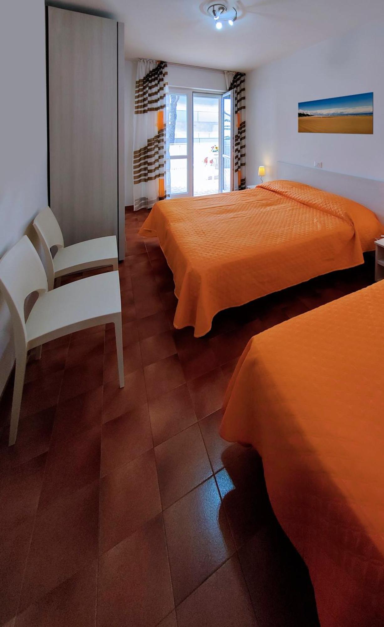 Casa Bivi - Apartments With 1 And 2 Bedrooms - Click Here For More Availabilities Lignano Sabbiadoro Zewnętrze zdjęcie