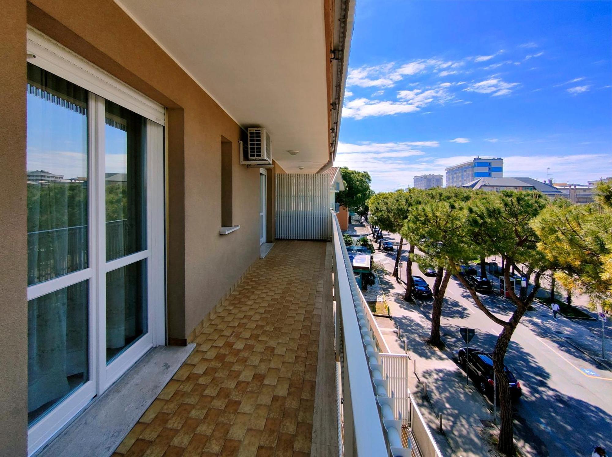 Casa Bivi - Apartments With 1 And 2 Bedrooms - Click Here For More Availabilities Lignano Sabbiadoro Zewnętrze zdjęcie