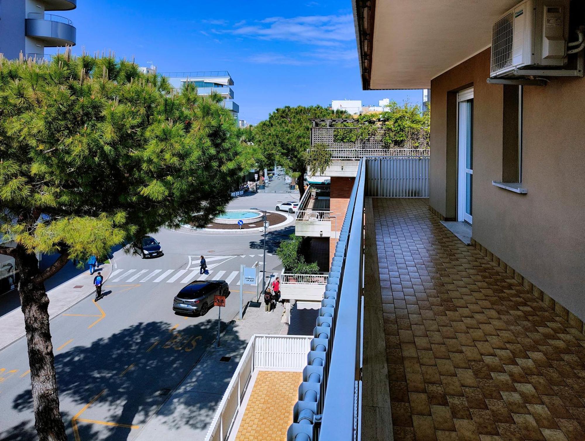 Casa Bivi - Apartments With 1 And 2 Bedrooms - Click Here For More Availabilities Lignano Sabbiadoro Zewnętrze zdjęcie