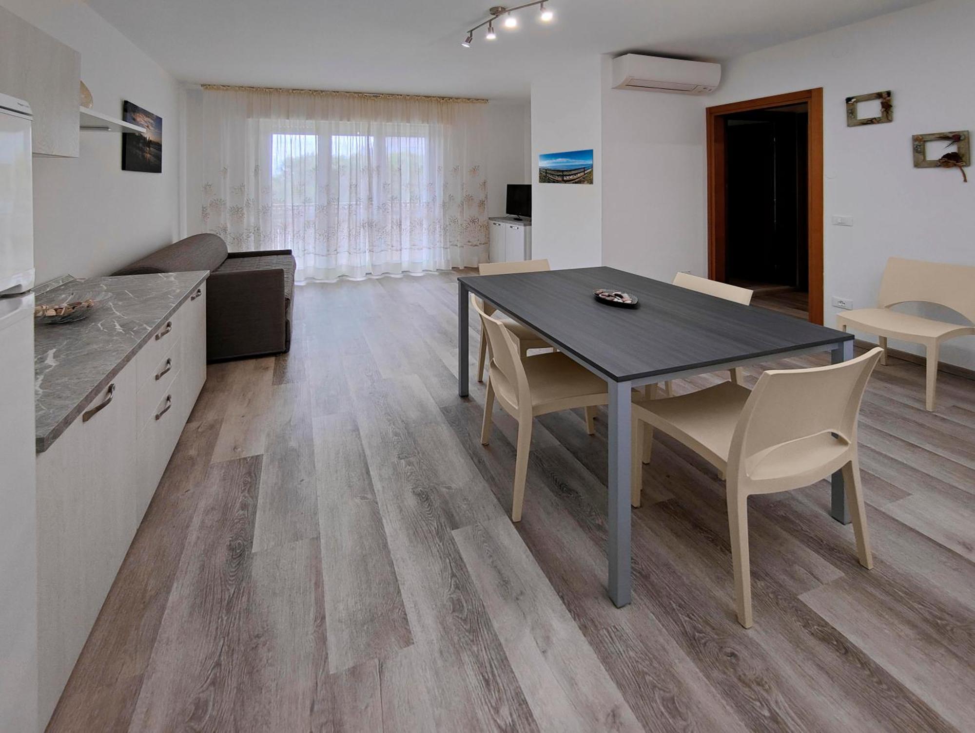 Casa Bivi - Apartments With 1 And 2 Bedrooms - Click Here For More Availabilities Lignano Sabbiadoro Zewnętrze zdjęcie